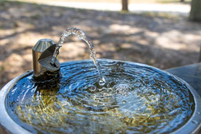 Stainless,Steel,Water,Fountain,In,Public,Park
