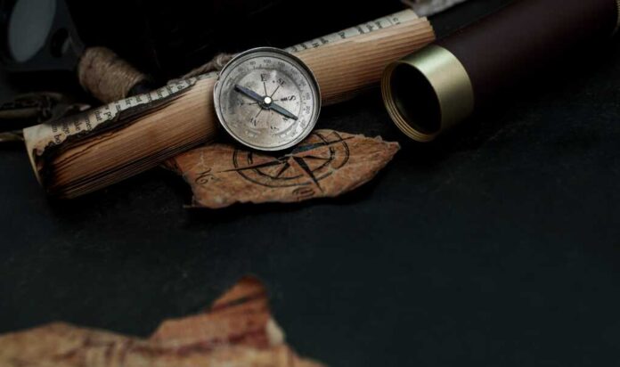 Columbus,Day,Background.,Map,And,Discovery,Of,Old,Equipment.,Exploration