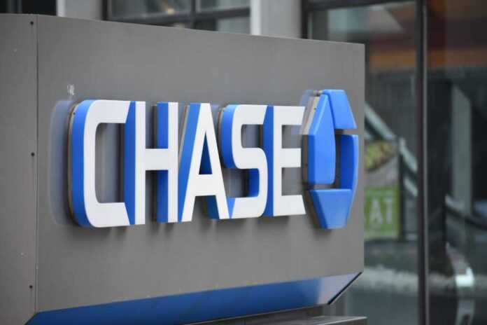 Milwaukee,,Wi,,Usa,-,June,11,,2023:,Chase,Bank,Logo