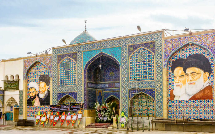 Isfahan,,Iran,-november,01,,2016:,View,On,Murals,Of,Ali