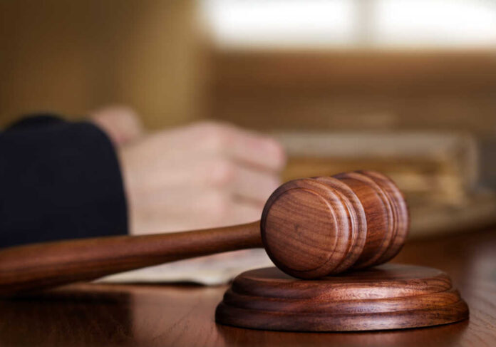 Gavel,&,Judge