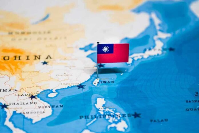 shutterstock_1326752498 Taiwan flag pin on map of East Asia