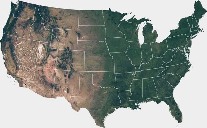 shutterstock_1098099758 United States map with state boundaries